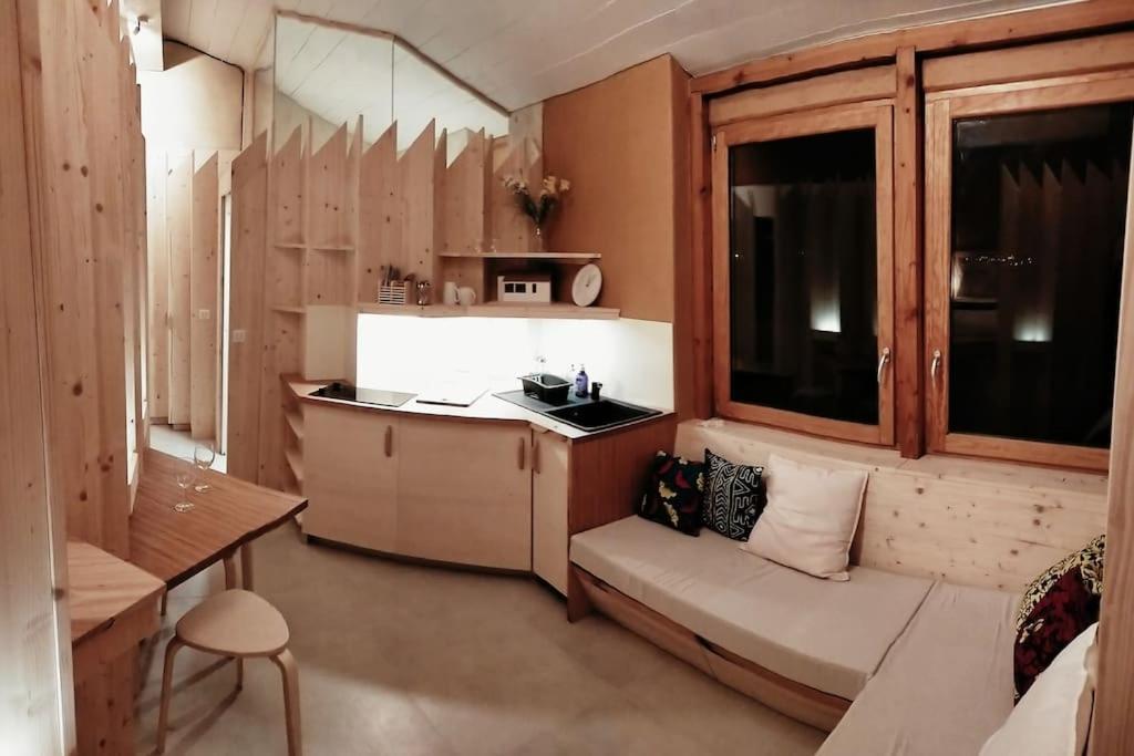 Auzeville-Tolosane Studio Ambiance Verdoyante Et Vue Sur La Vallee מראה חיצוני תמונה